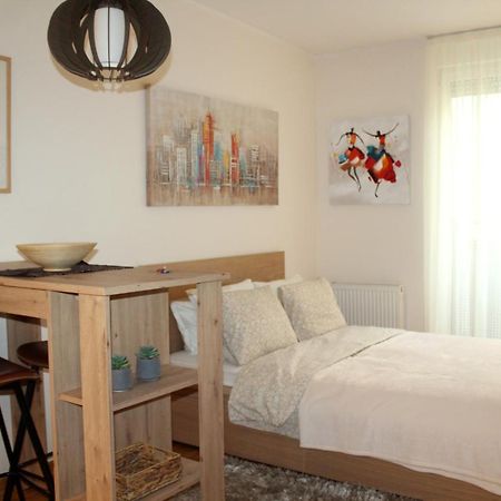 Downtown Apartment Novi Sad Exterior foto